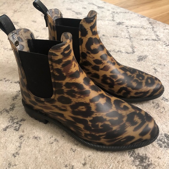 Joules Shoes - Leopard Rain Boots
